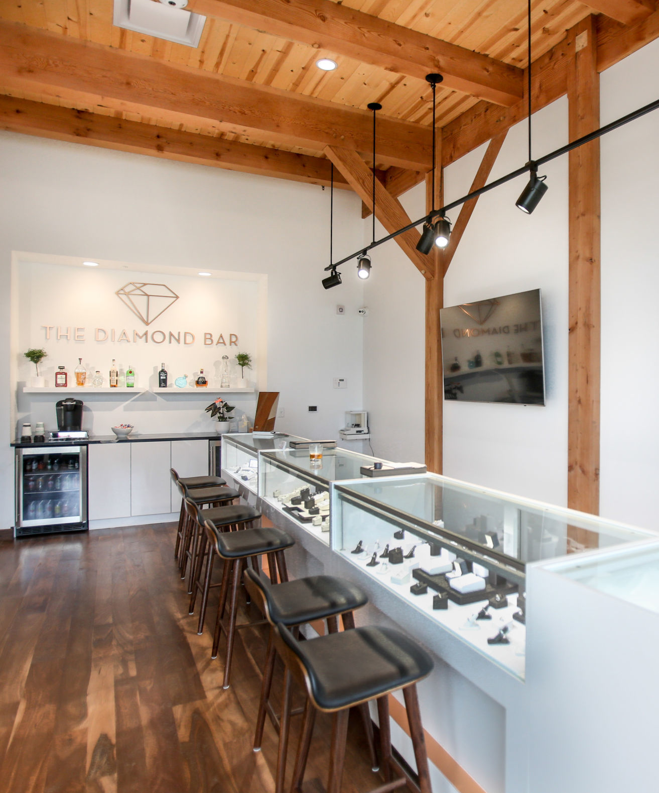 diamond_bar02.JPG